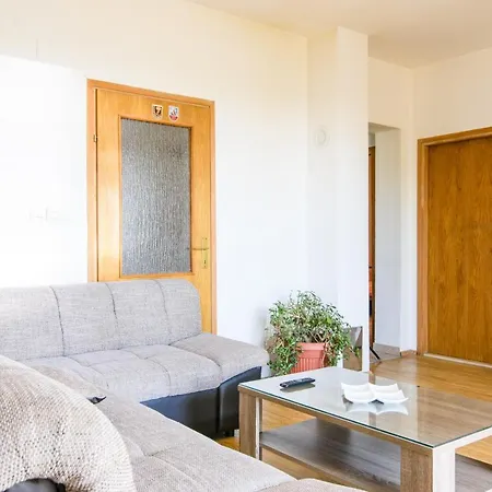 Lujo Appartamento Plano